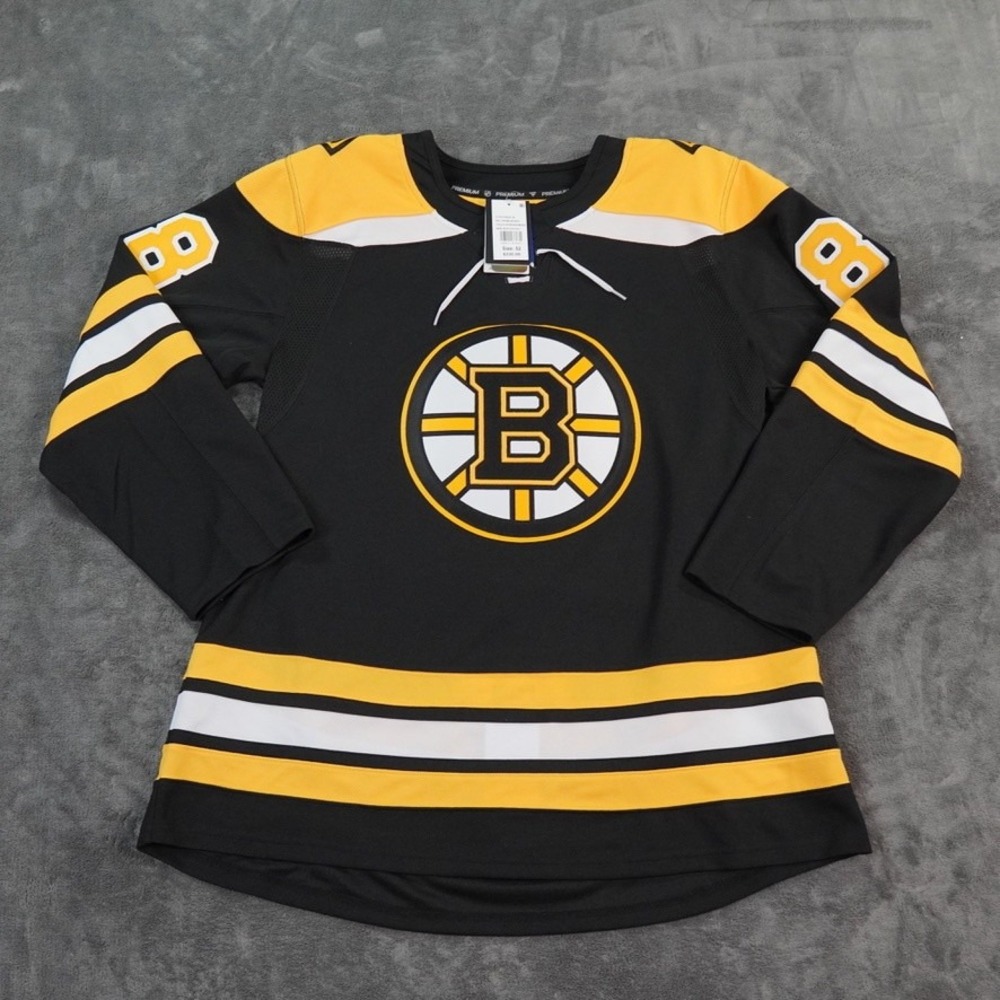NWT Fanatics Premium David Pastrnak Boston Bruins Home Jersey‎ Mens Size 52